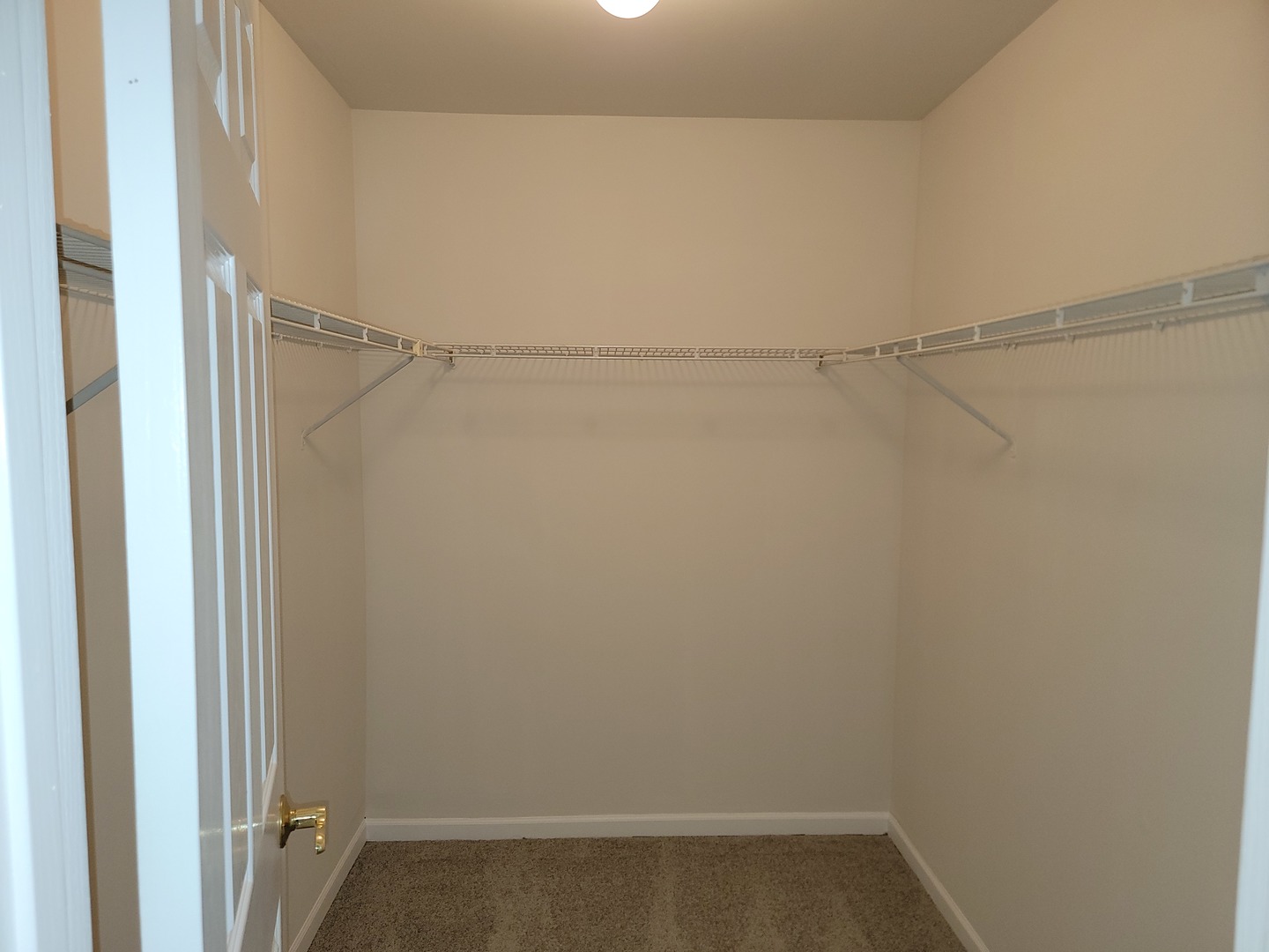 123 Willow Brook Court #3, Schaumburg, IL 60195