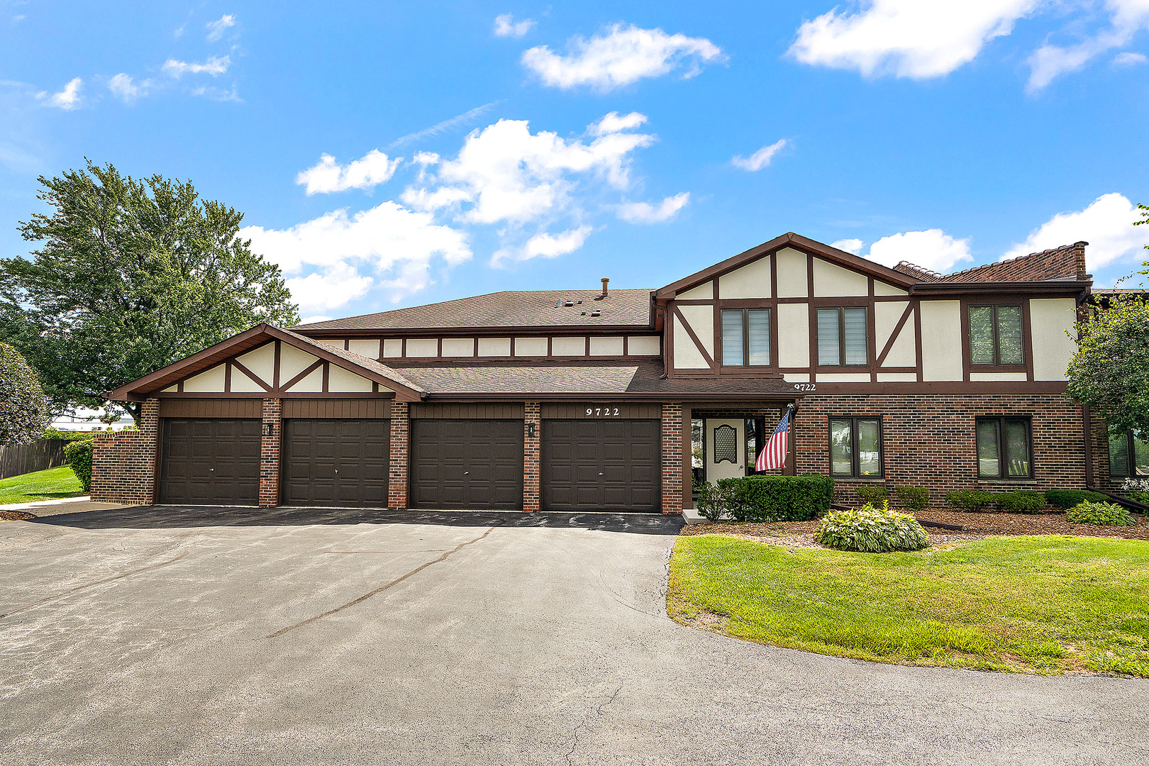 9722 W Creek Road #B2, Palos Park, IL 60464