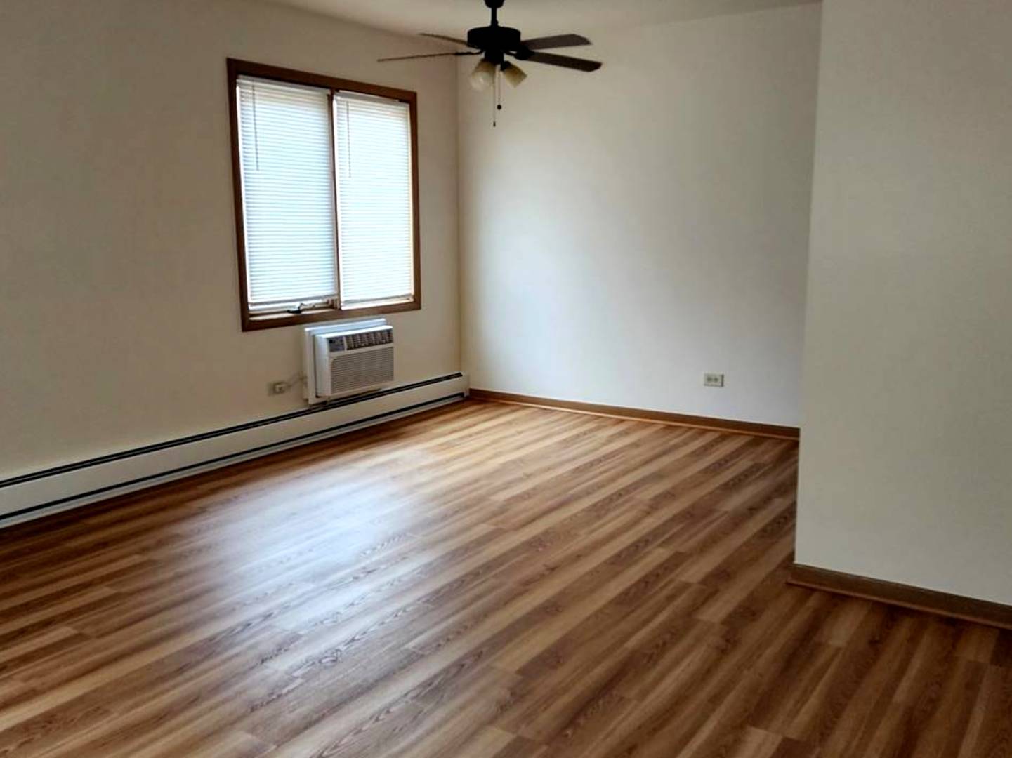 10431 S Keating Avenue #4, Oak Lawn, IL 60453