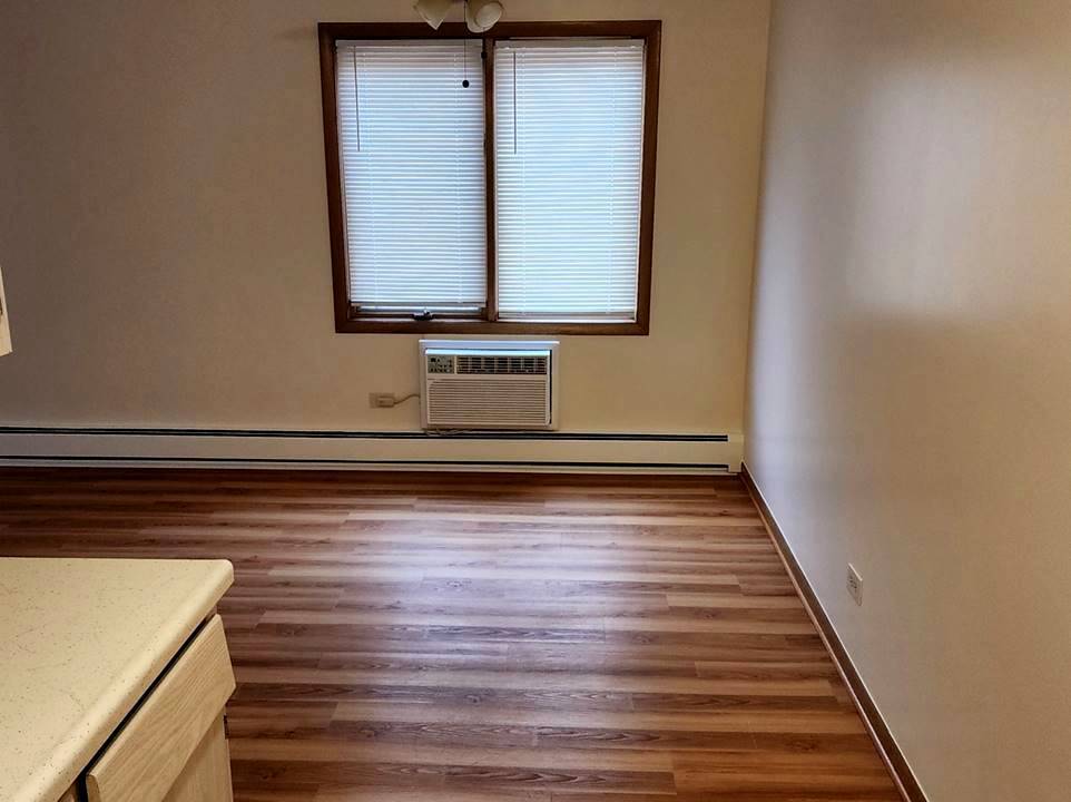 10431 S Keating Avenue #4, Oak Lawn, IL 60453