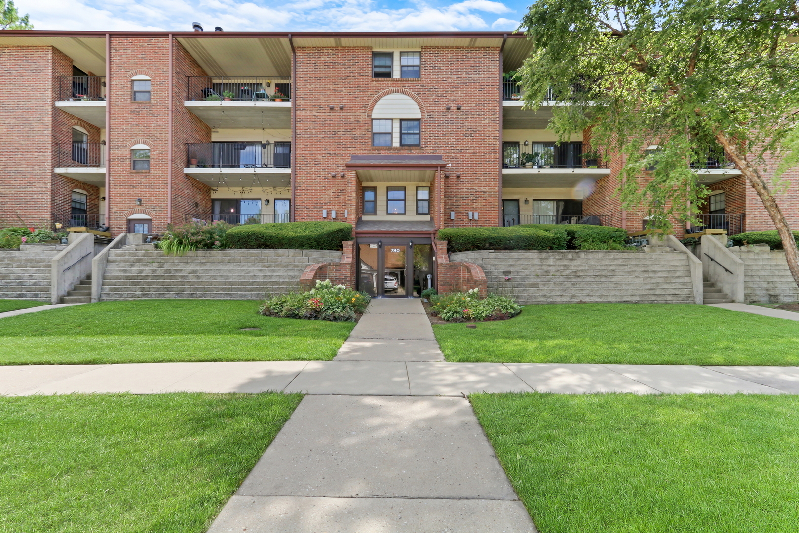 780 Weidner Road #300, Buffalo Grove, IL 60089
