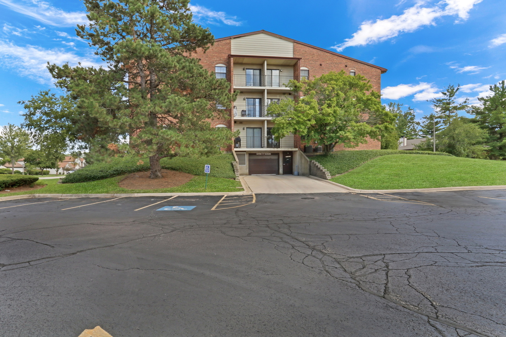 780 Weidner Road #300, Buffalo Grove, IL 60089