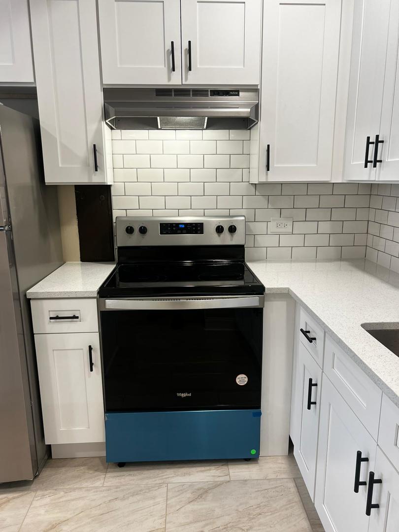 10102 Main Street #1A, Hebron, IL 60034