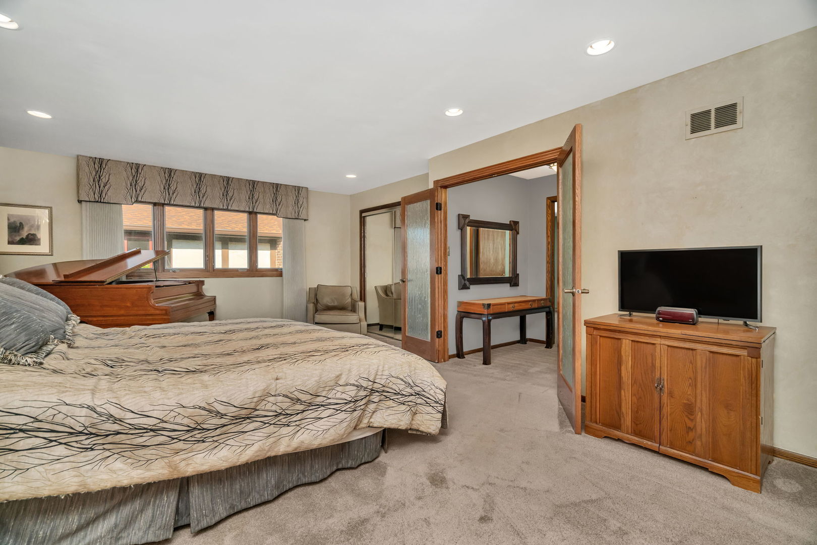 8134 Uxbridge Drive, Orland Park, IL 60462