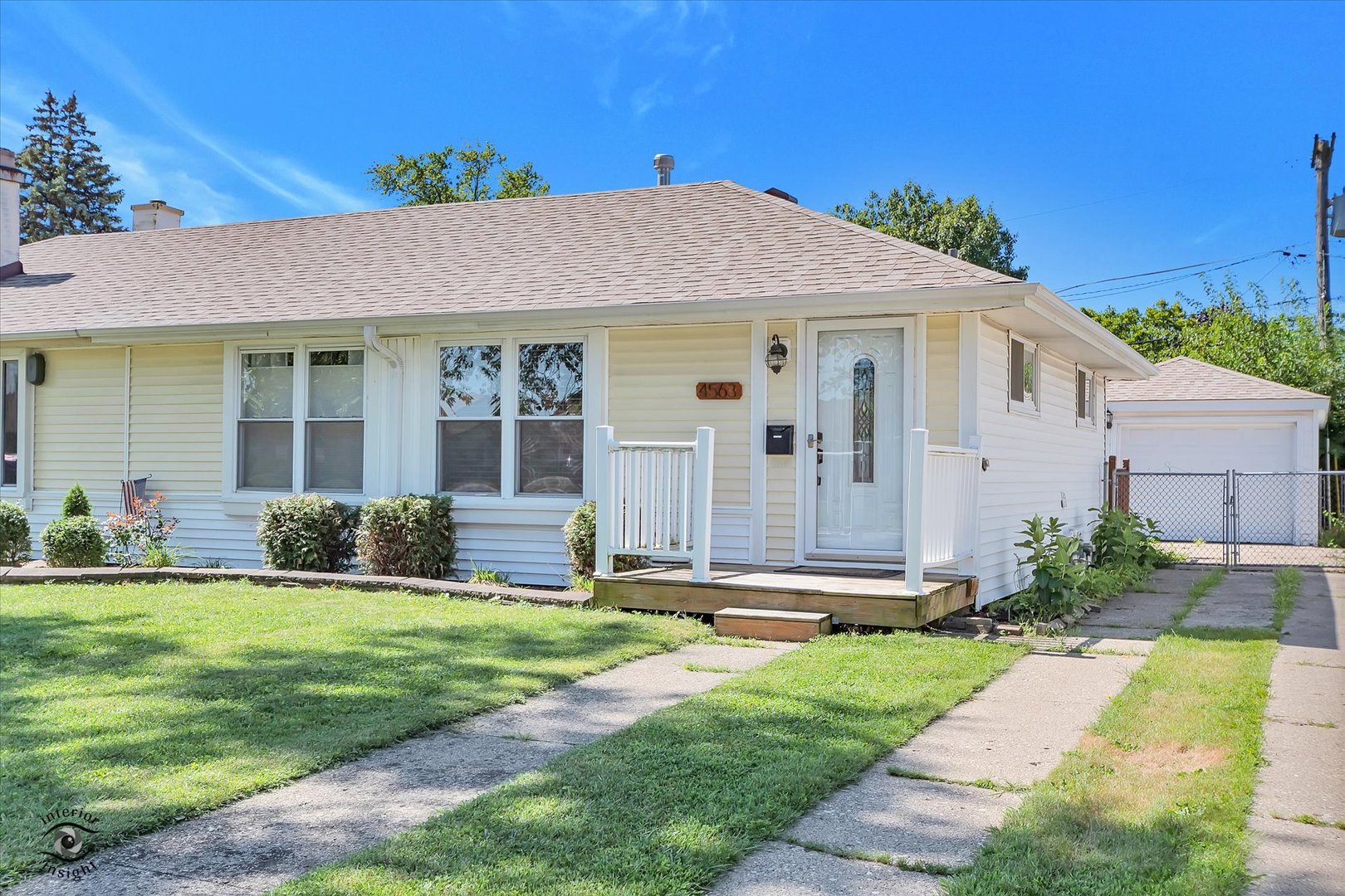 4563 W 88th Street, Hometown, IL 60456