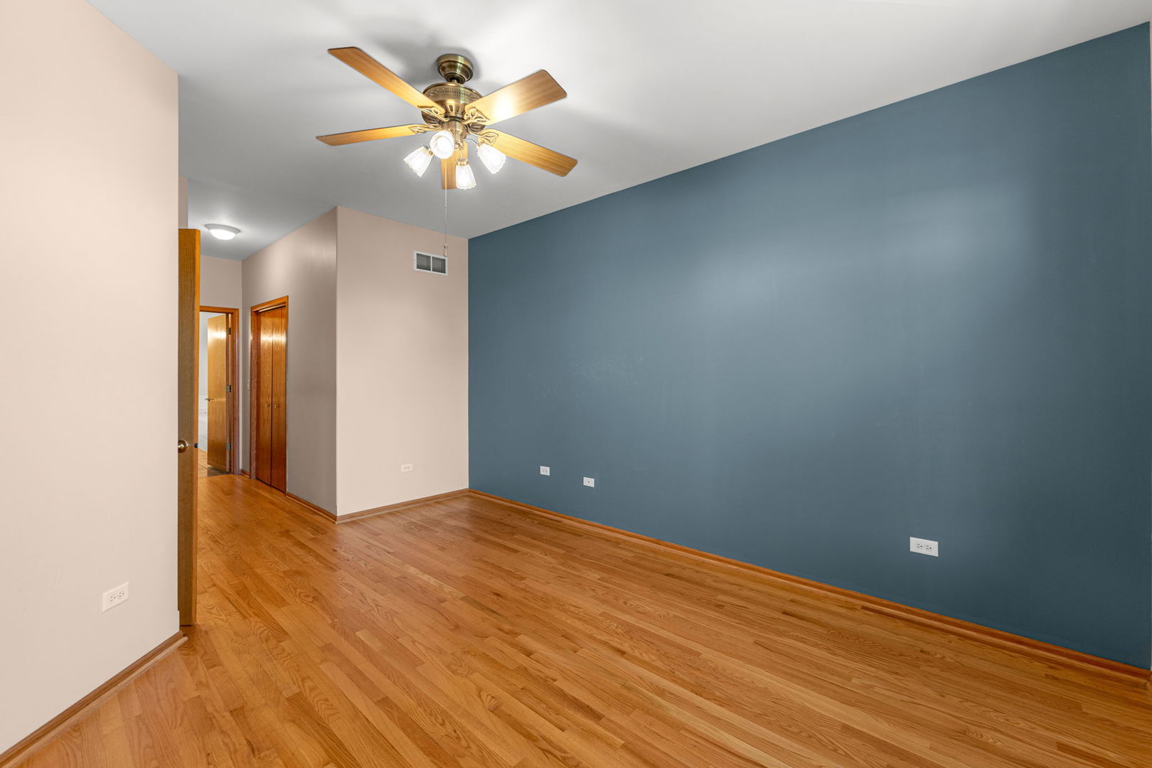 16082 Julia Courtyard, Tinley Park, IL 60477