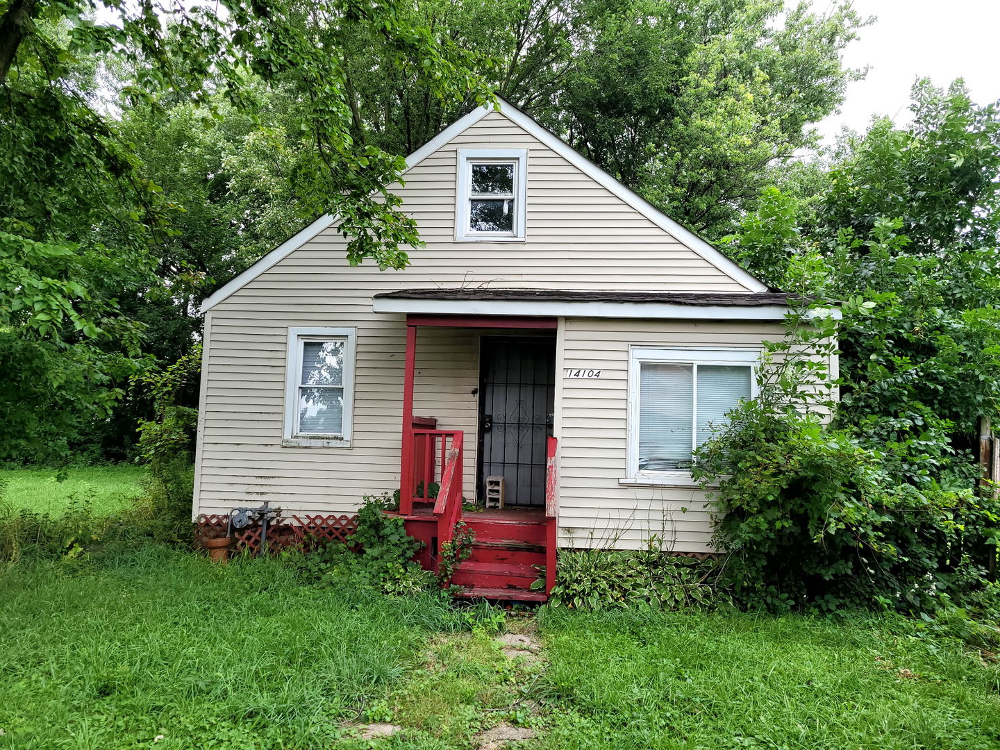 14104 S Claire Boulevard, Robbins, IL 60472