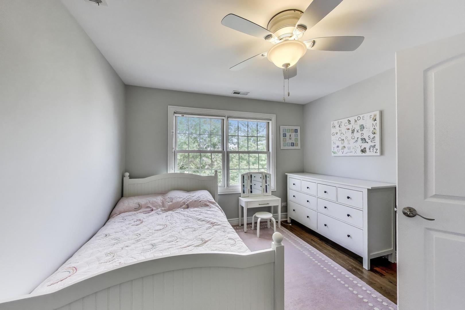 6067 N OCONTO Avenue, Chicago, IL 60631