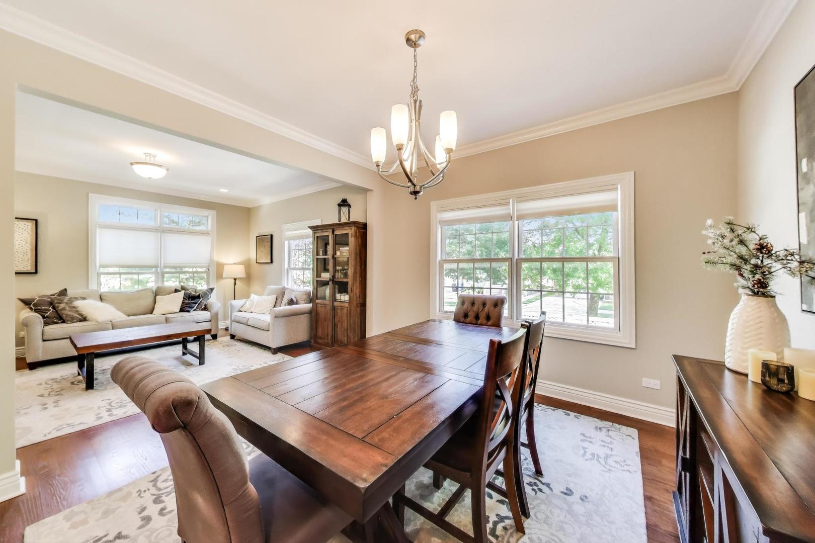 6067 N OCONTO Avenue, Chicago, IL 60631