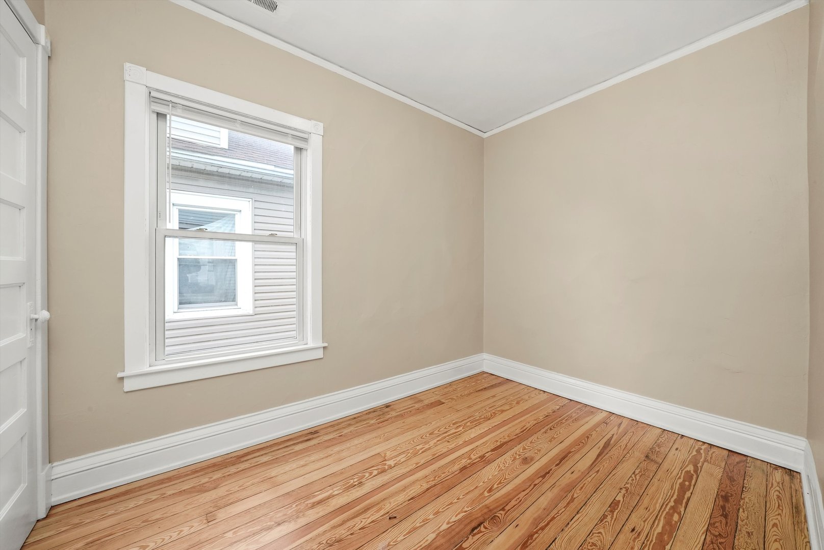 3521 W Diversey Avenue #2, Chicago, IL 60647