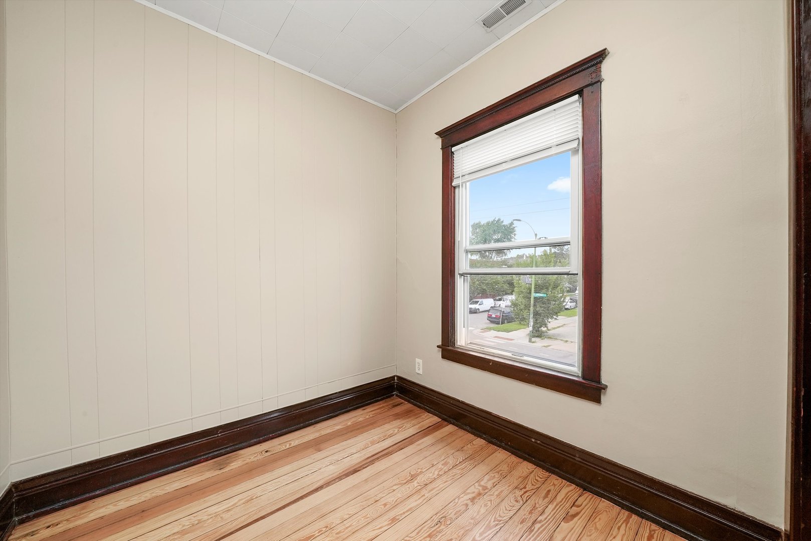 3521 W Diversey Avenue #2, Chicago, IL 60647