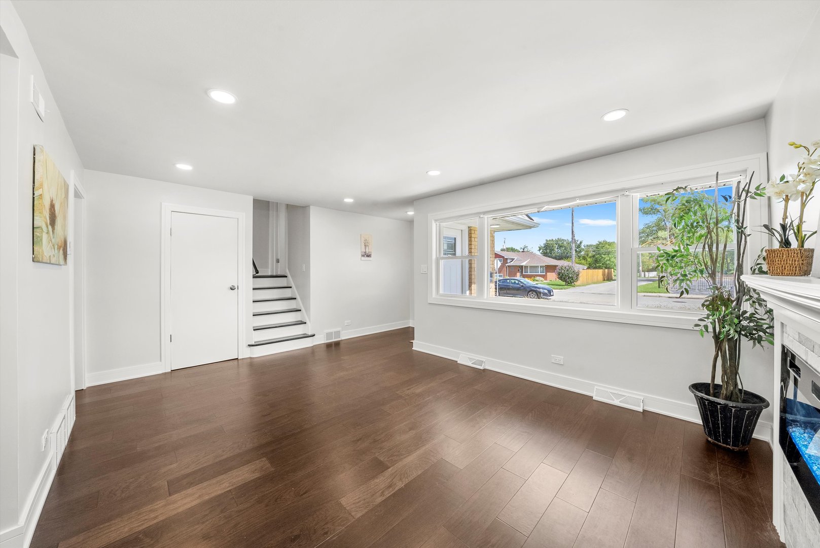 12130 S Racine Avenue, Chicago, IL 60643