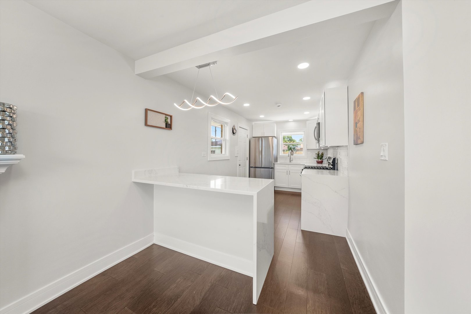 12130 S Racine Avenue, Chicago, IL 60643