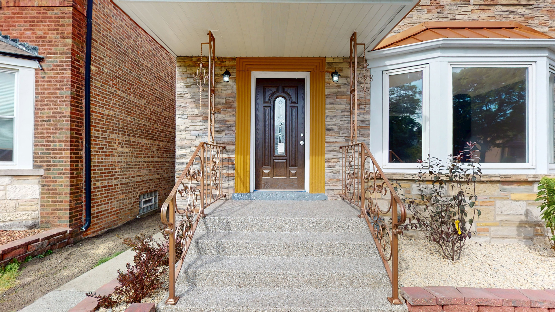 8134 S Yates Boulevard, Chicago, IL 60617