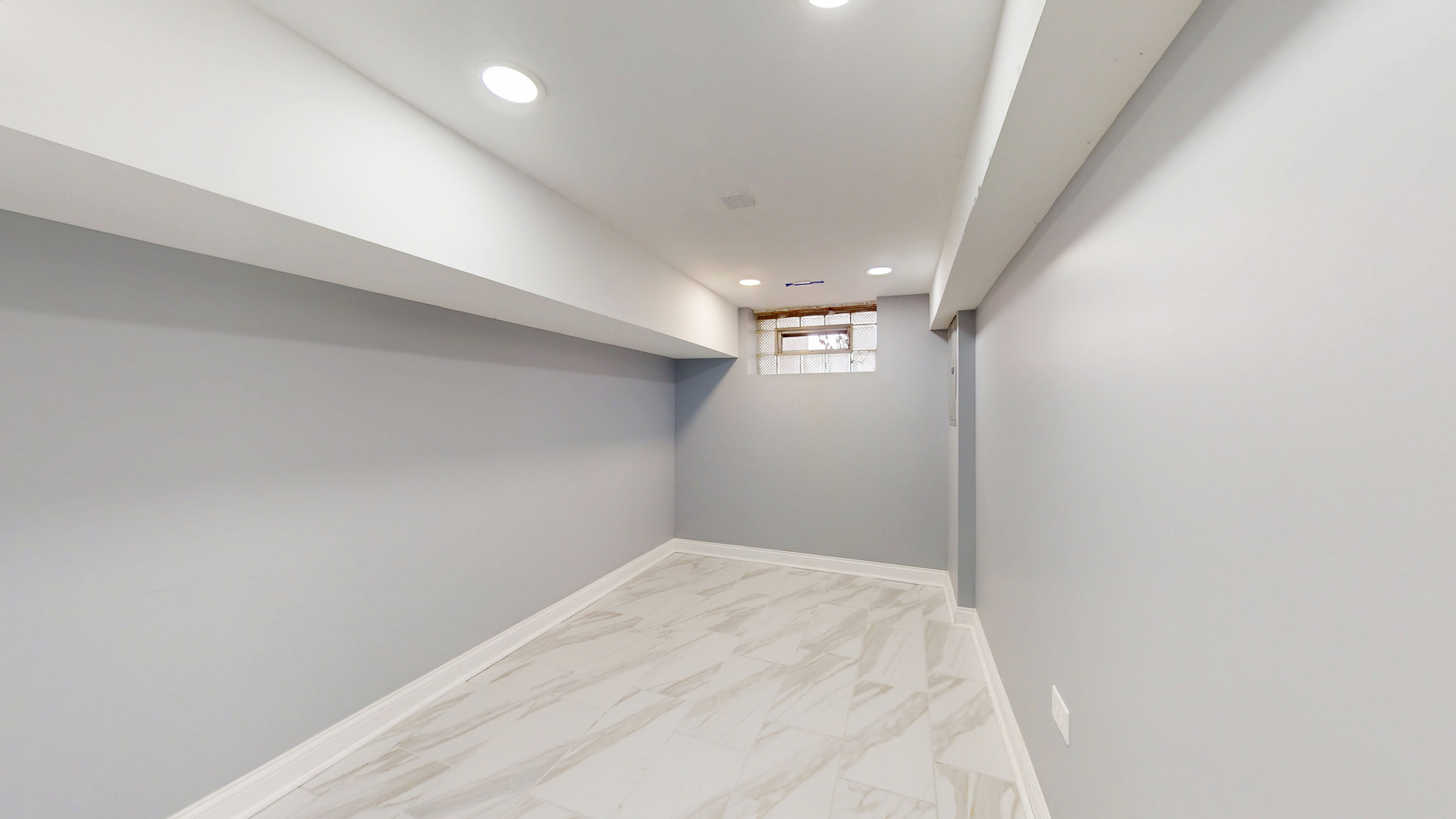 8134 S Yates Boulevard, Chicago, IL 60617