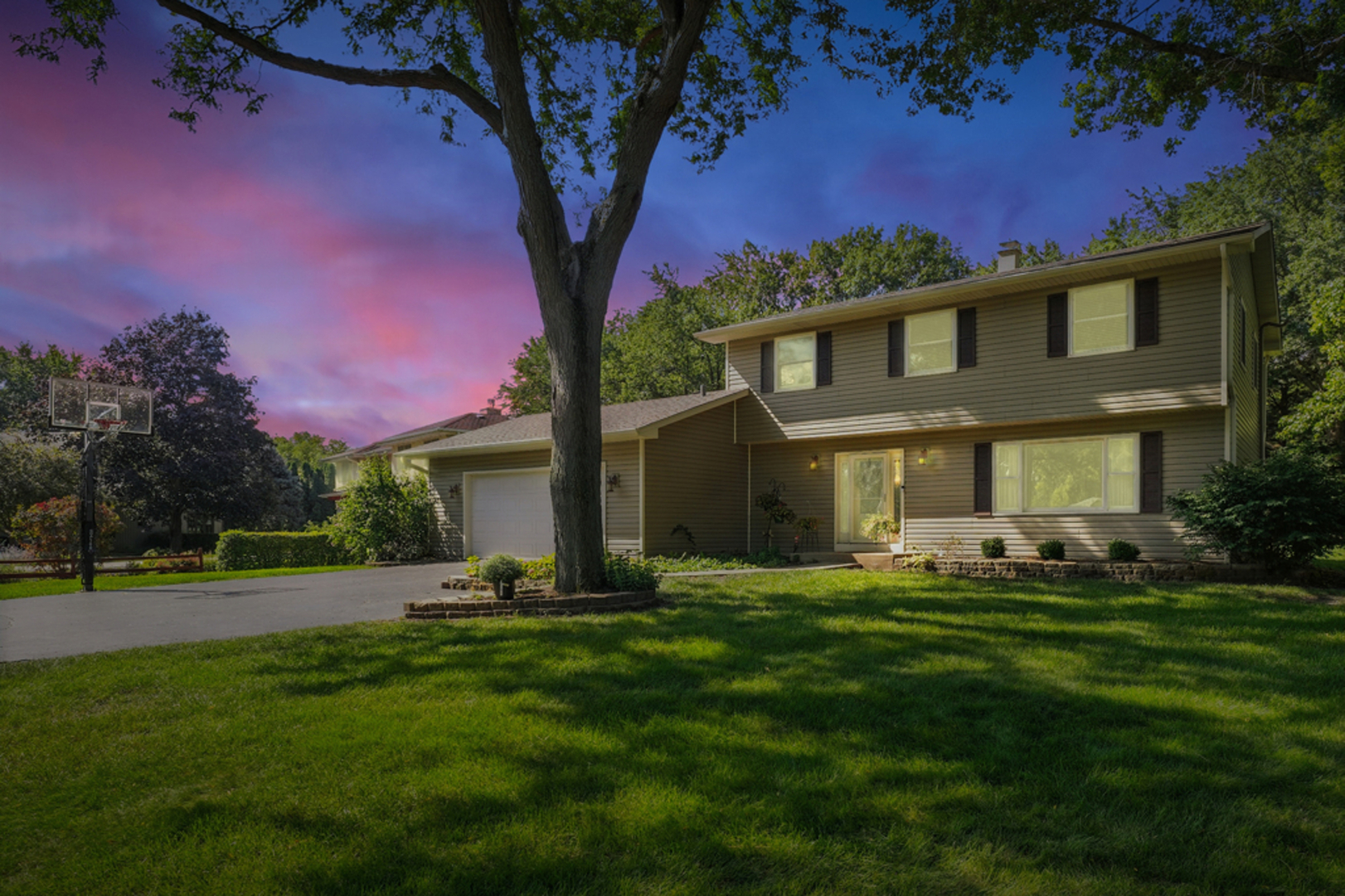 1214 Carol Crest Drive, Sleepy Hollow, IL 60118