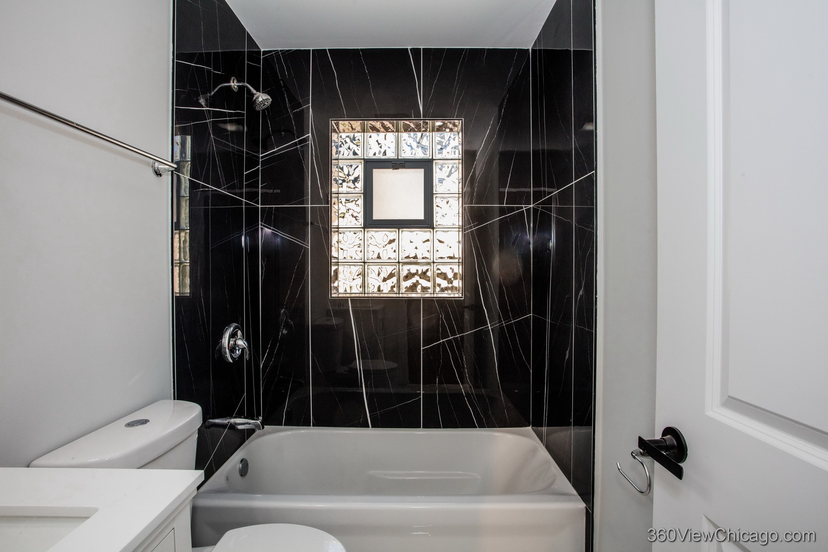 9618 S Green Street, Chicago, IL 60643