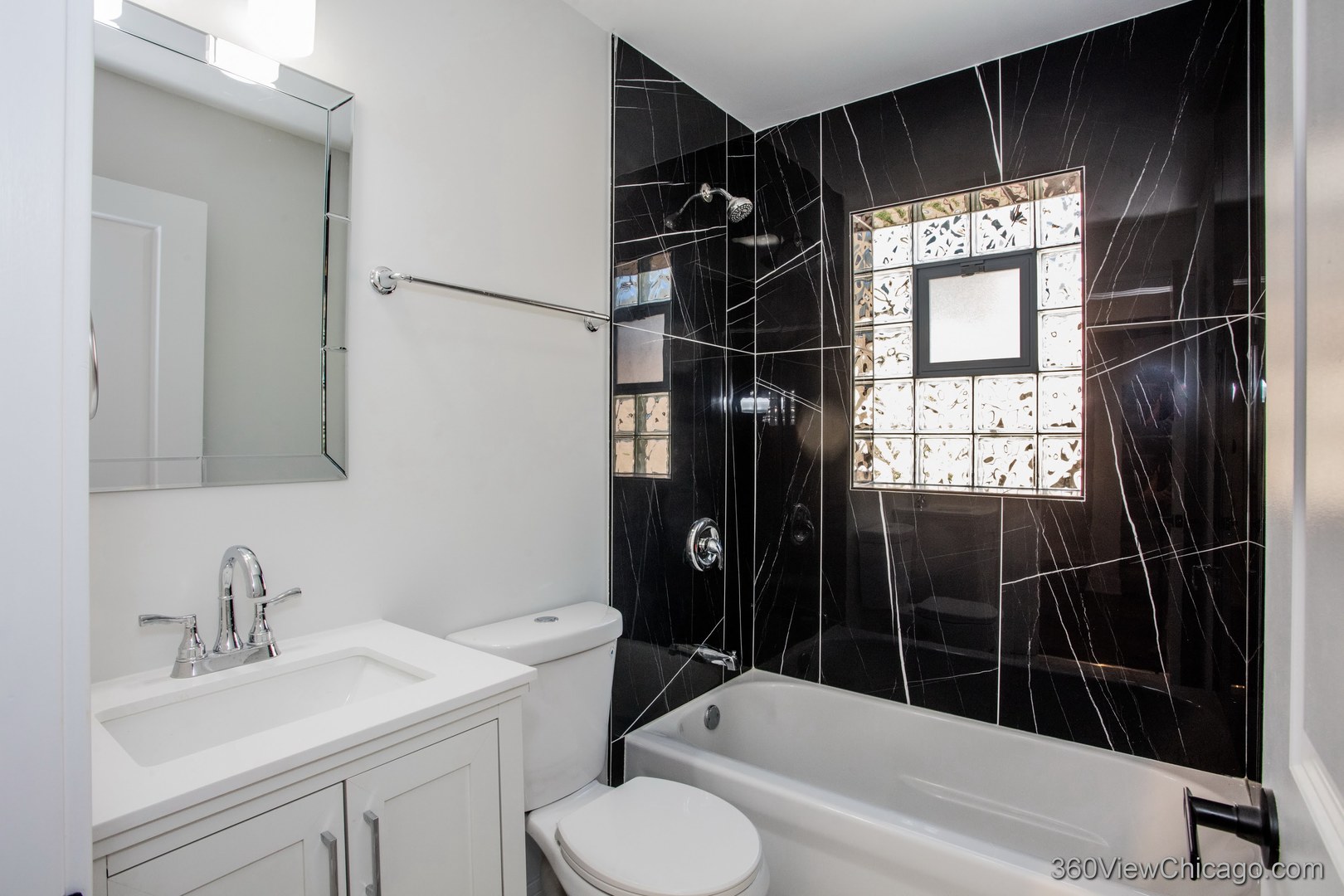 9618 S Green Street, Chicago, IL 60643