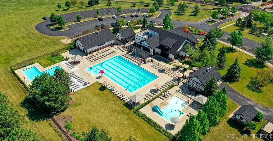 26827 Ashgate Crossing, Plainfield, IL 60585