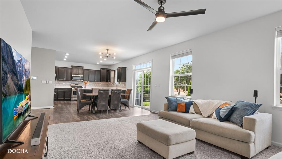 26827 Ashgate Crossing, Plainfield, IL 60585