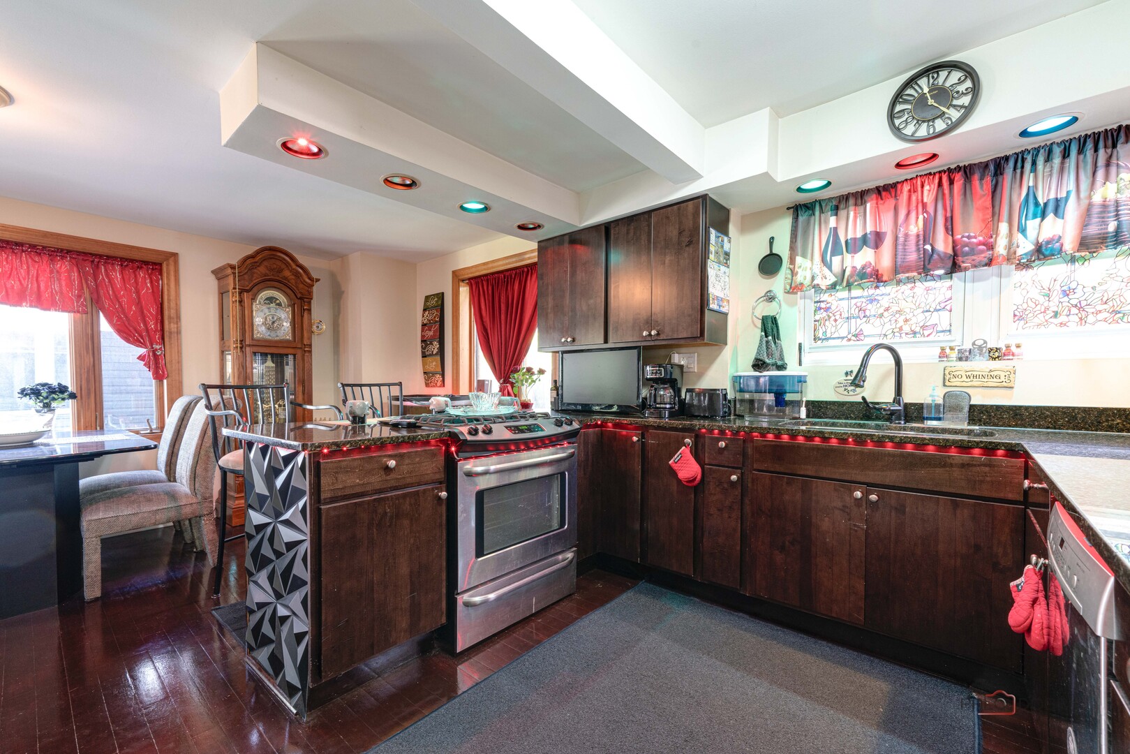 20862 W Genoa Avenue, Lake Villa, IL 60046