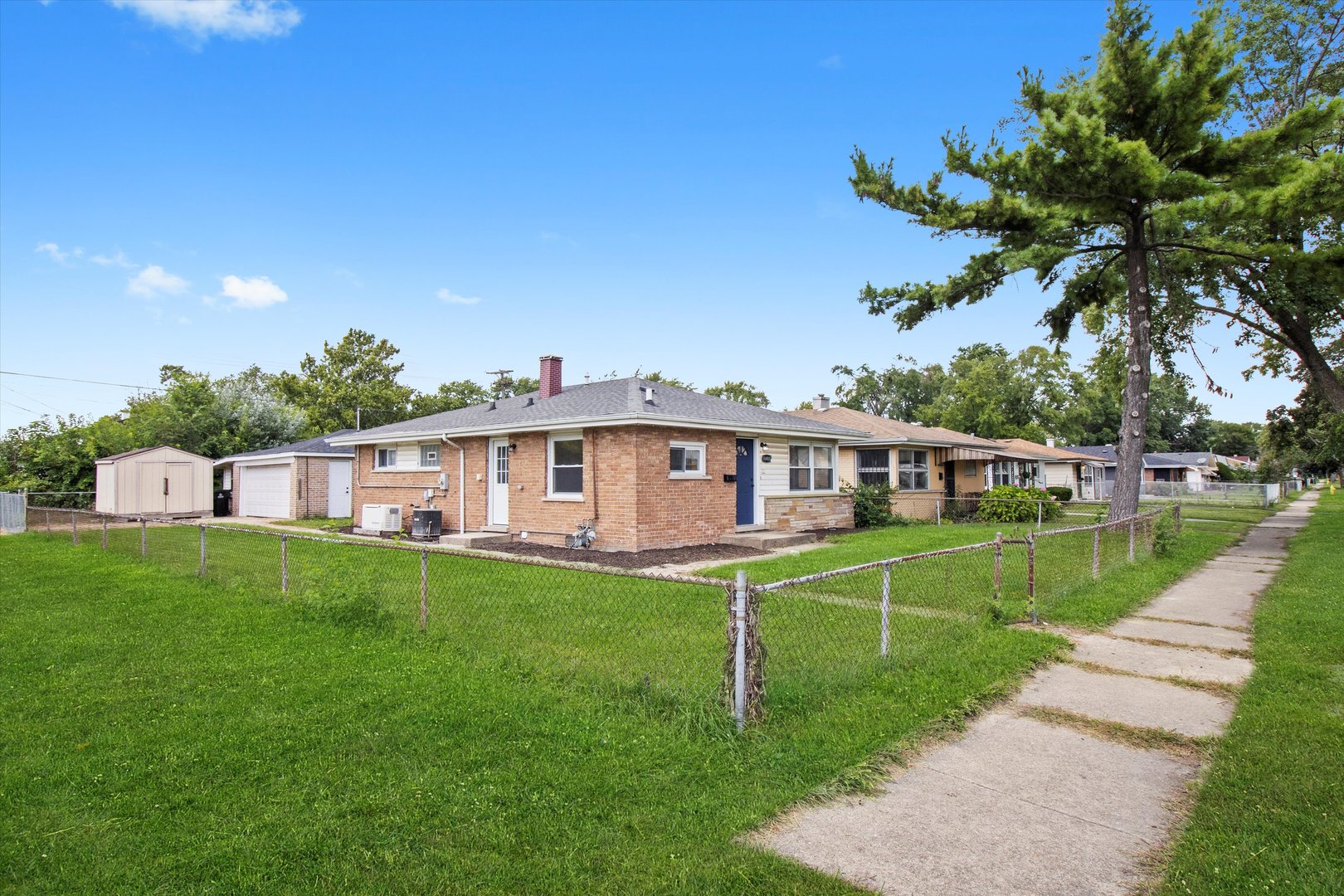 16460 Honore Avenue, Markham, IL 60428
