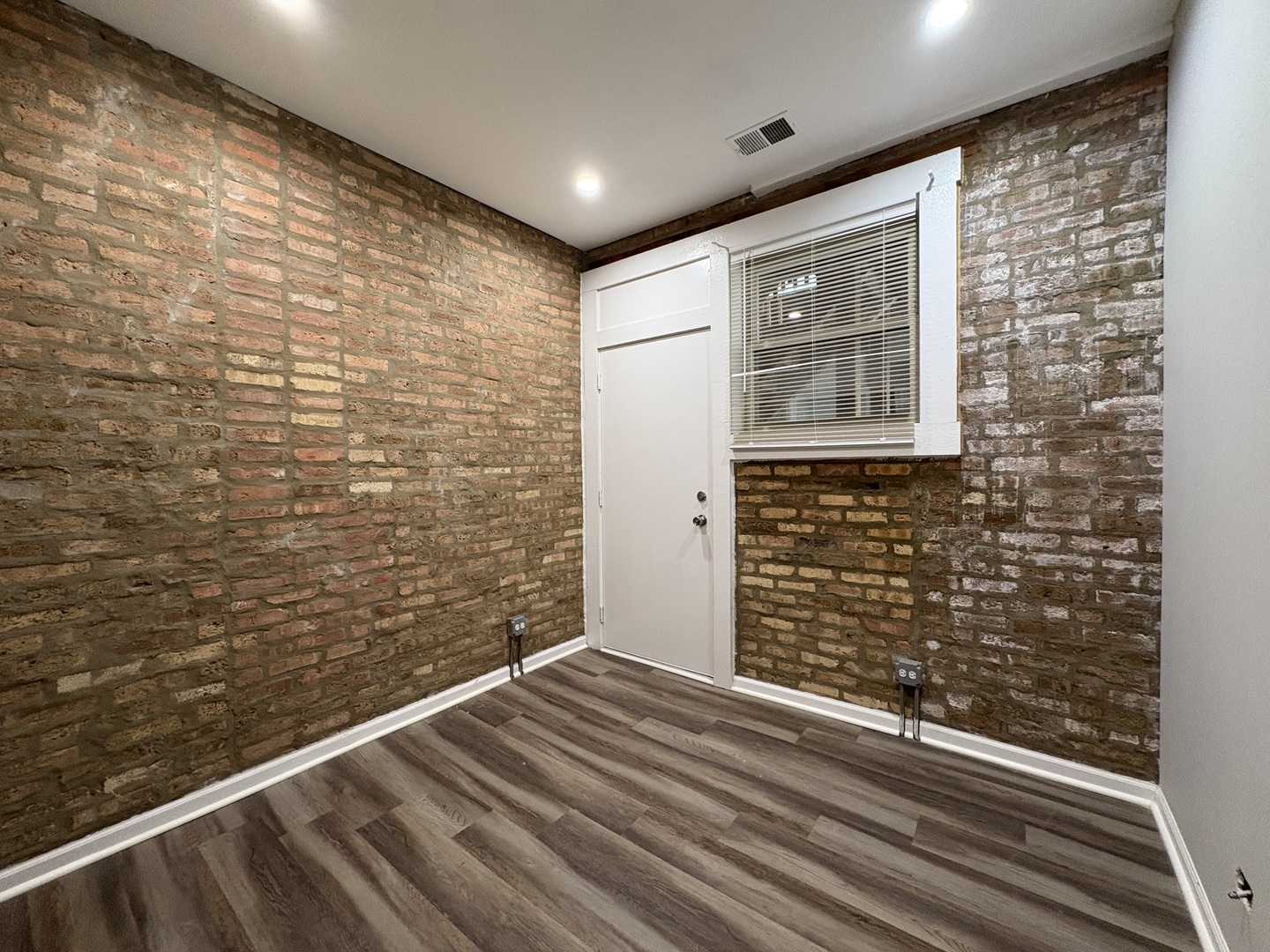 1649 W Pratt Boulevard #1A, Chicago, IL 60626
