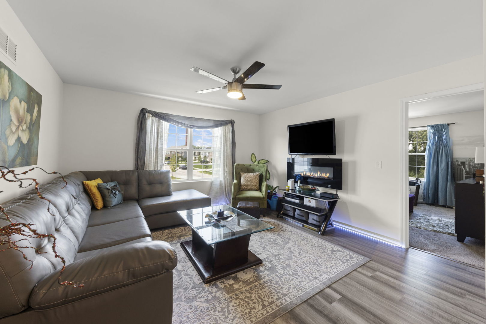 21037 Coventry Circle, Shorewood, IL 60404