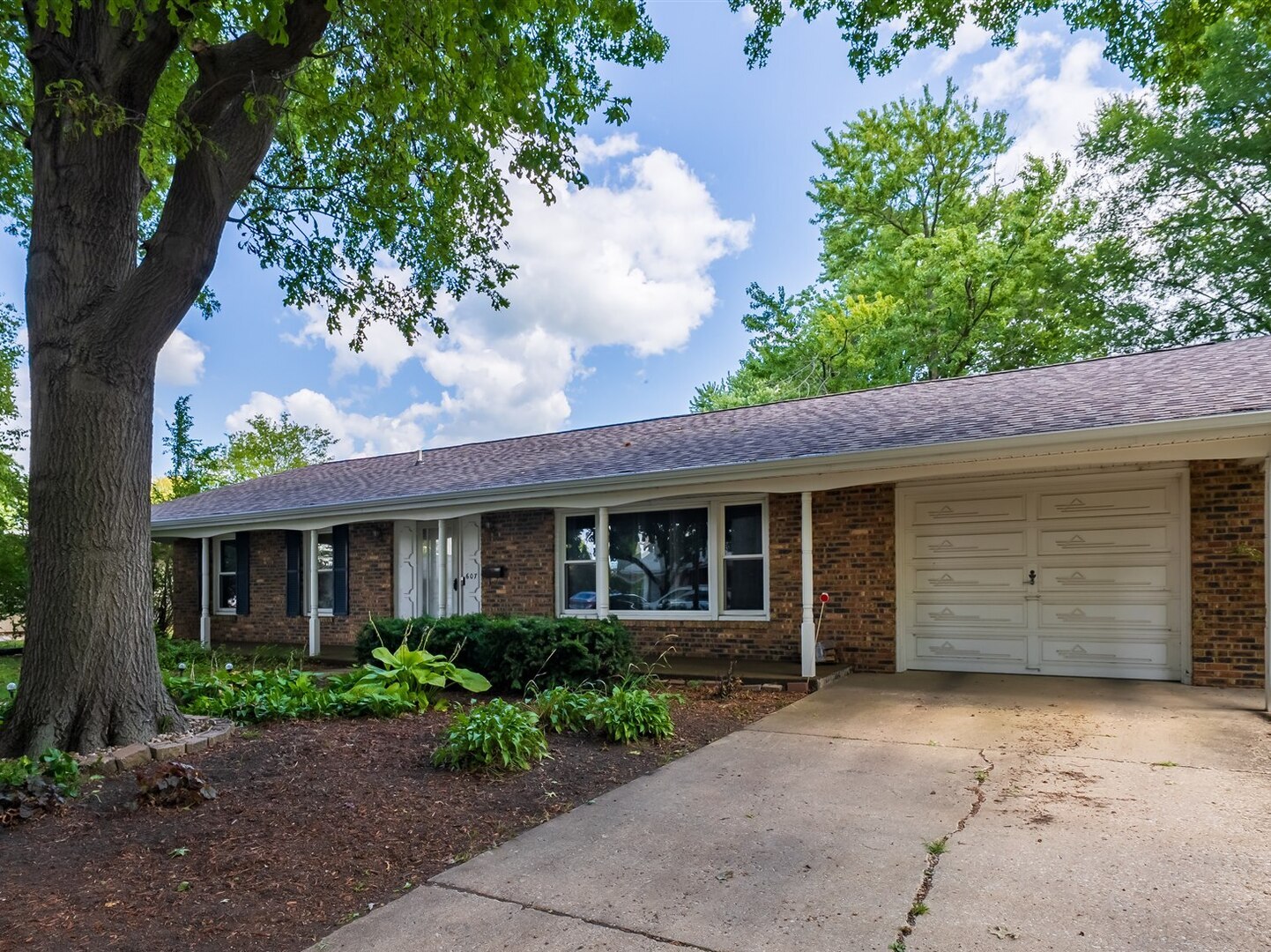 607 N Northview Drive, Fairbury, IL 61739