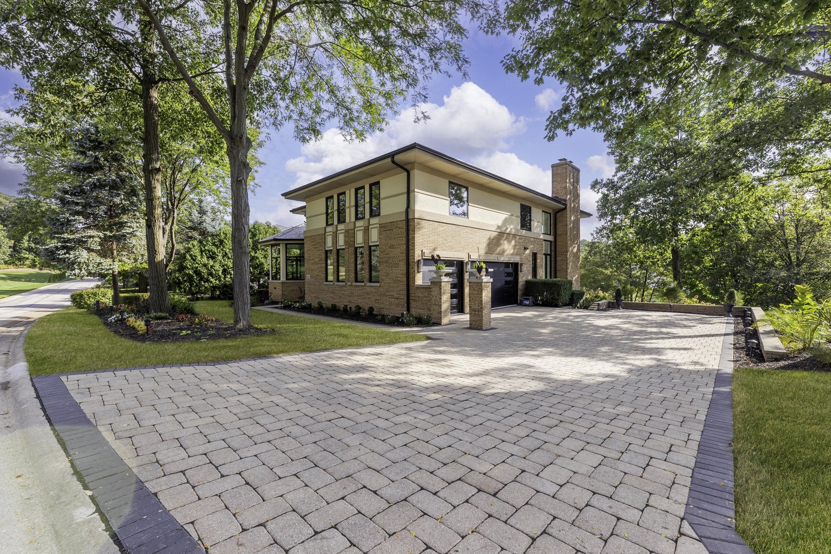 9427 Falling Waters Drive, Burr Ridge, IL 60527