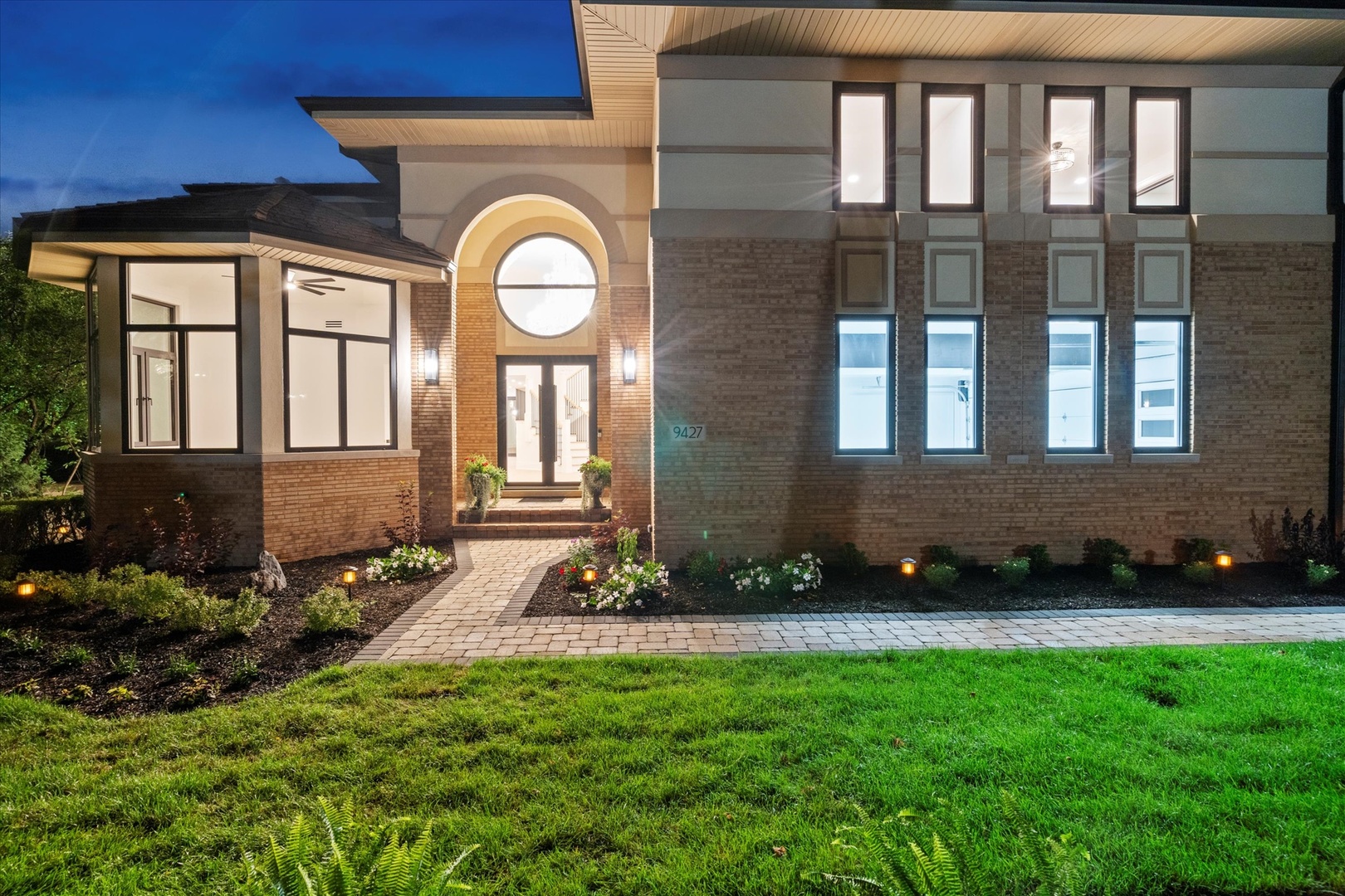 9427 Falling Waters Drive, Burr Ridge, IL 60527