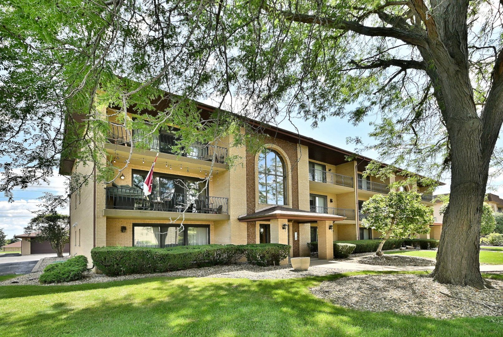 7438 Ponderosa Court #1C, Orland Park, IL 60462