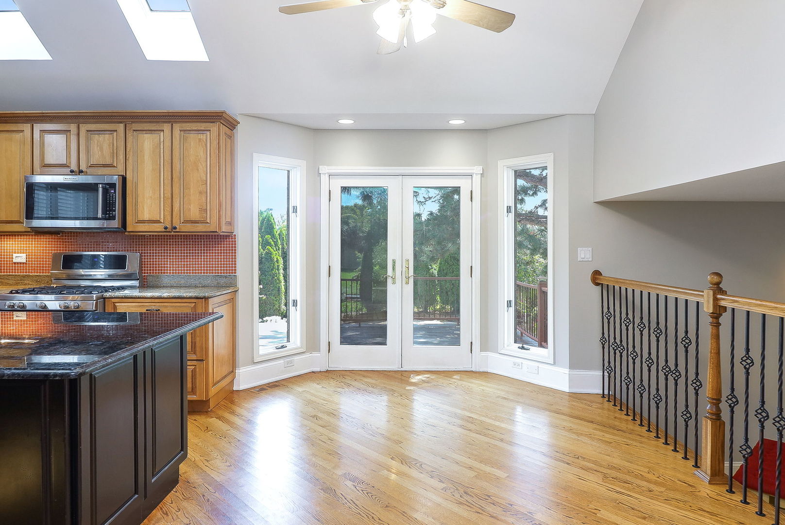 12 Meagan Lane, Lemont, IL 60439