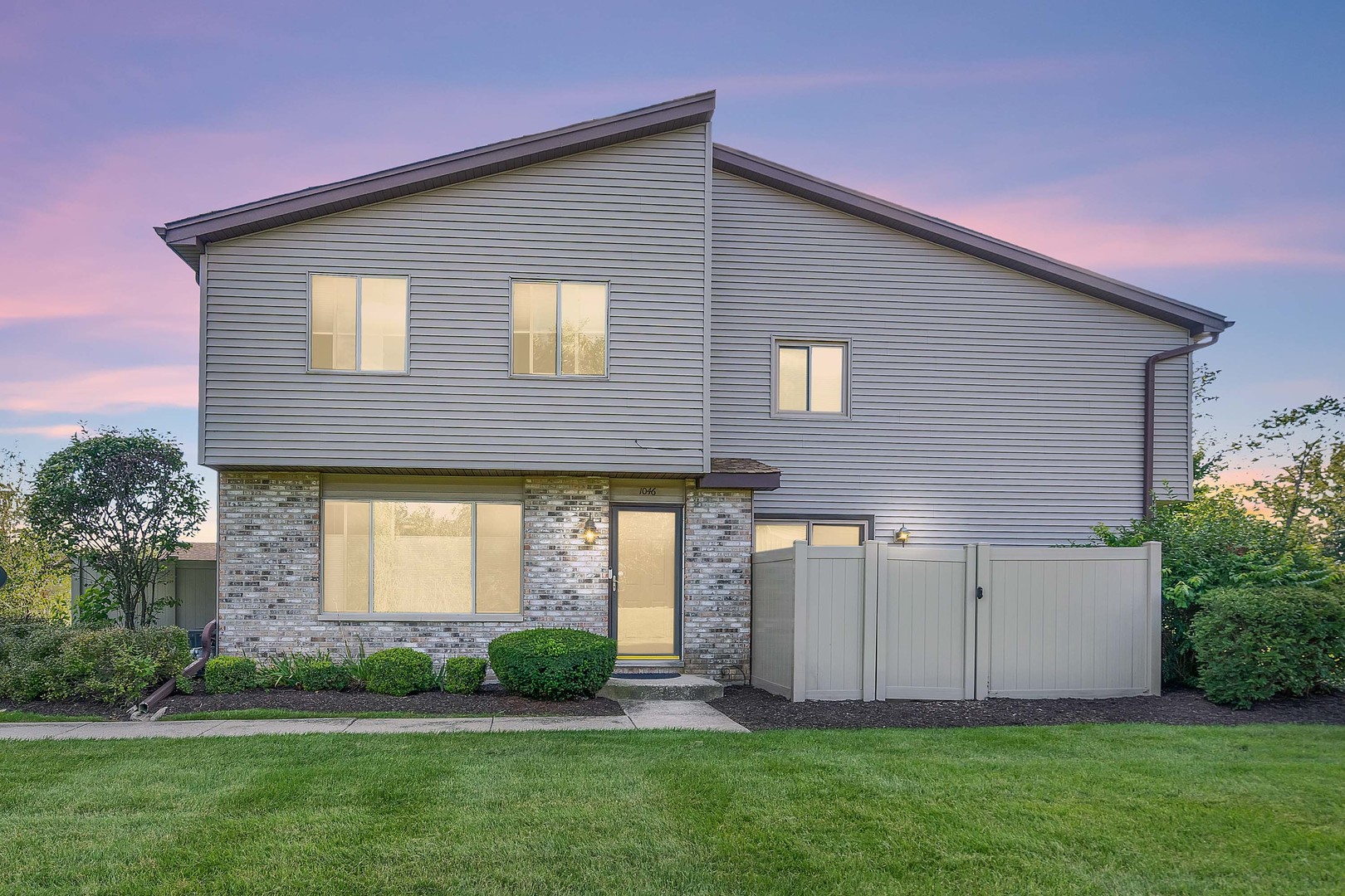 1046 Schoolgate Road, New Lenox, IL 60451