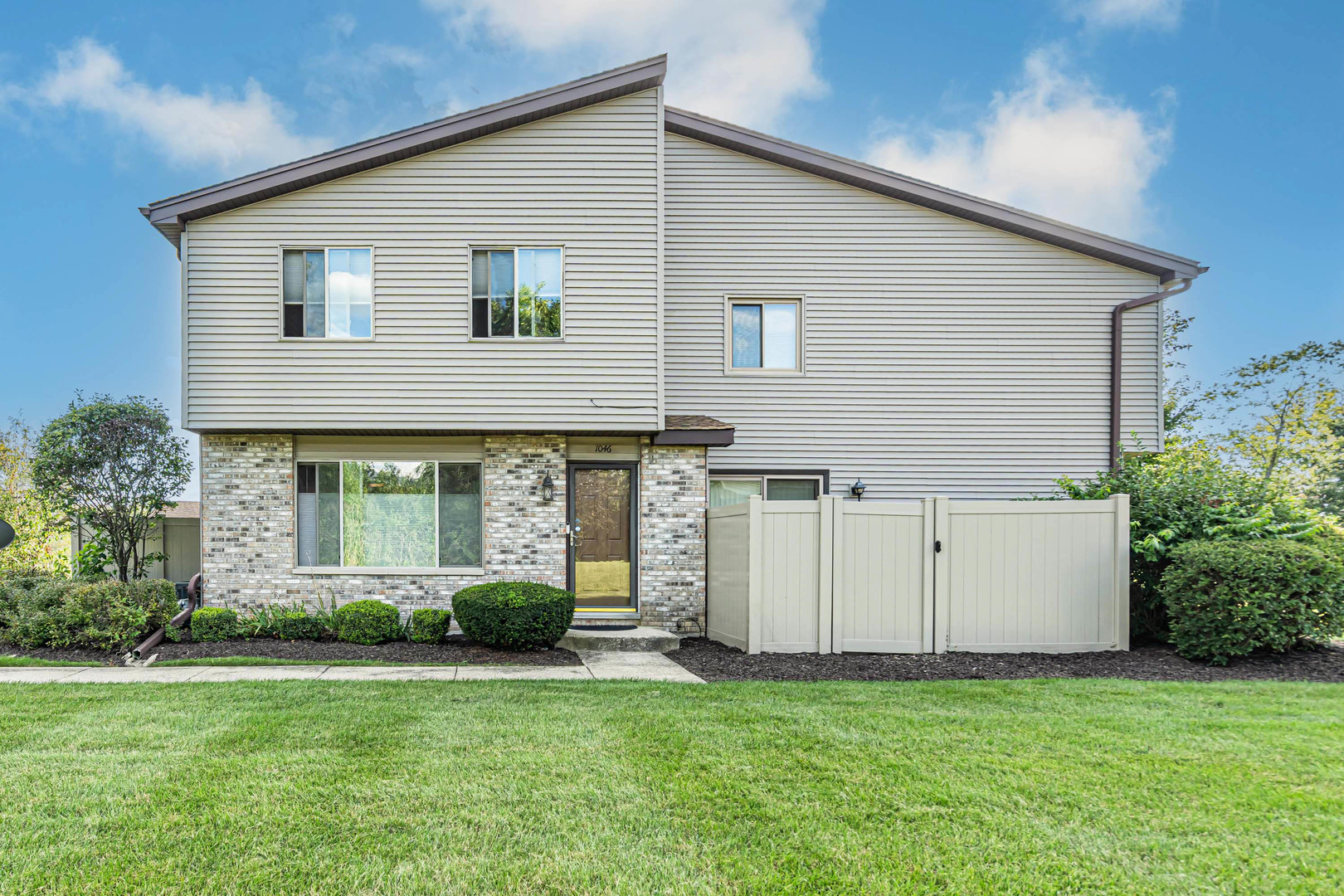 1046 Schoolgate Road, New Lenox, IL 60451