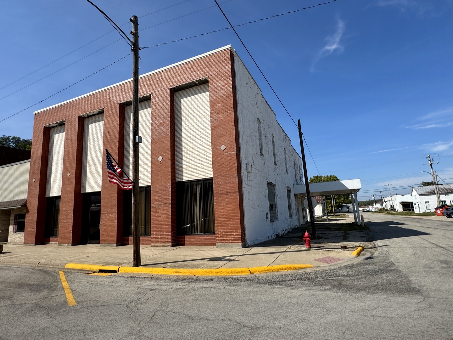 100 W Main Street, Tiskilwa, IL 61368