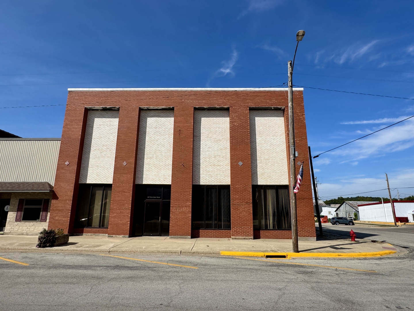 100 W Main Street, Tiskilwa, IL 61368