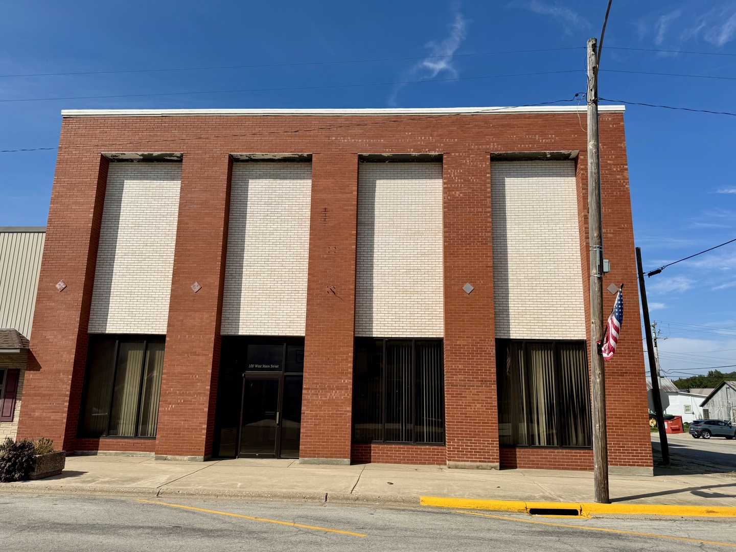 100 W Main Street, Tiskilwa, IL 61368