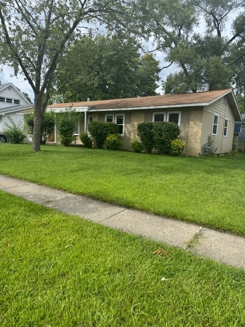 54 Brantwood Avenue, Elk Grove Village, IL 60007