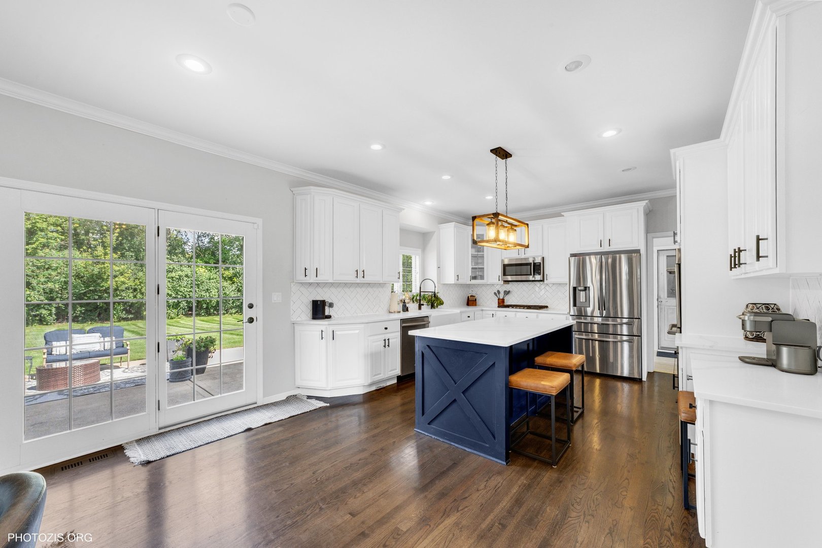 477 Mallard Court, Bloomingdale, IL 60108