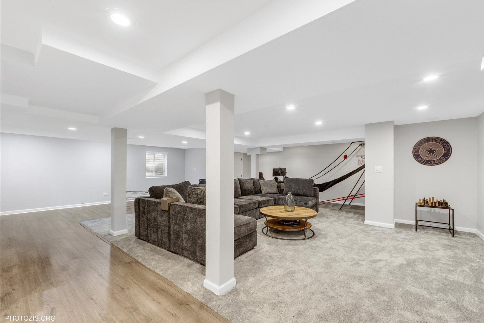 477 Mallard Court, Bloomingdale, IL 60108