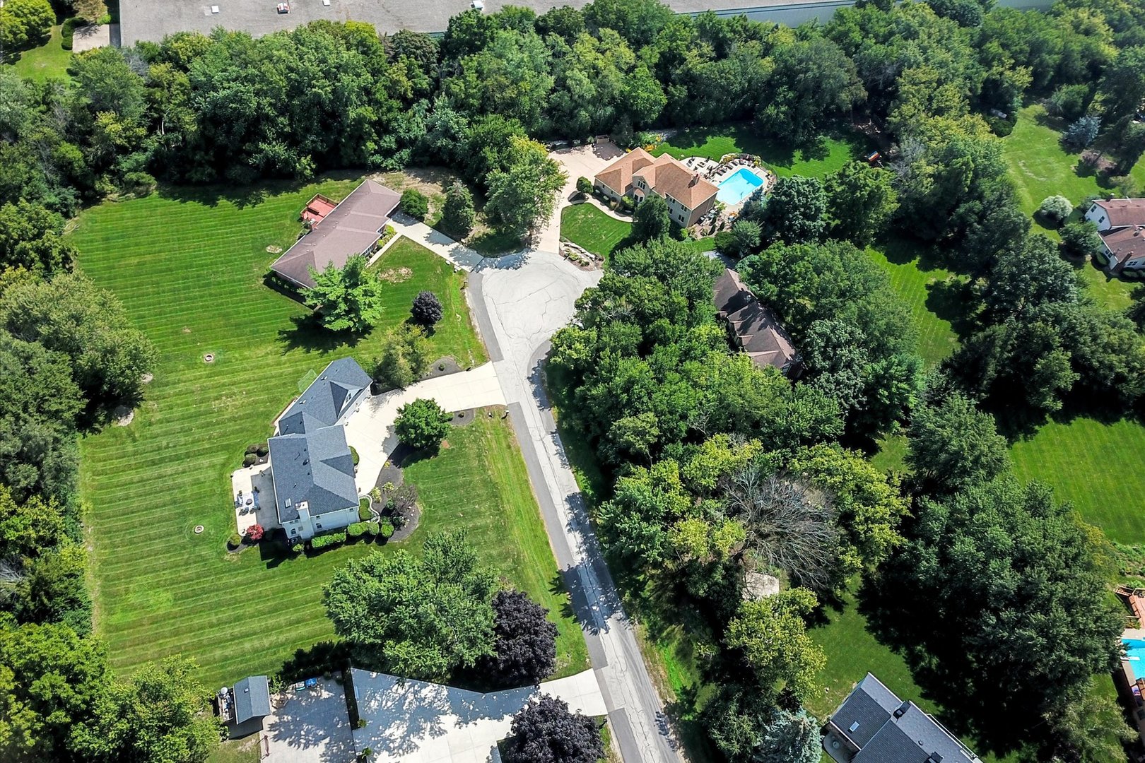 477 Mallard Court, Bloomingdale, IL 60108