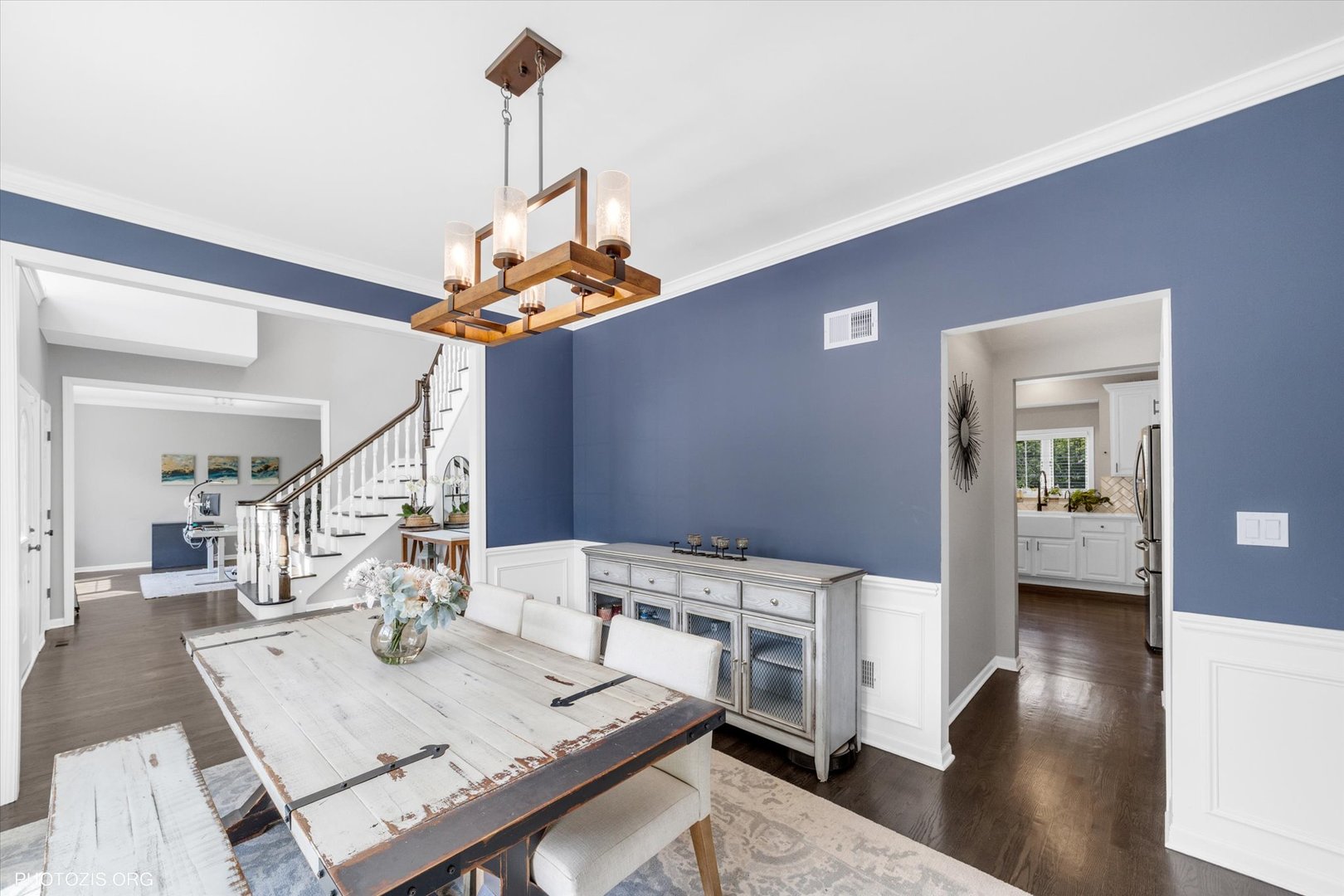 477 Mallard Court, Bloomingdale, IL 60108