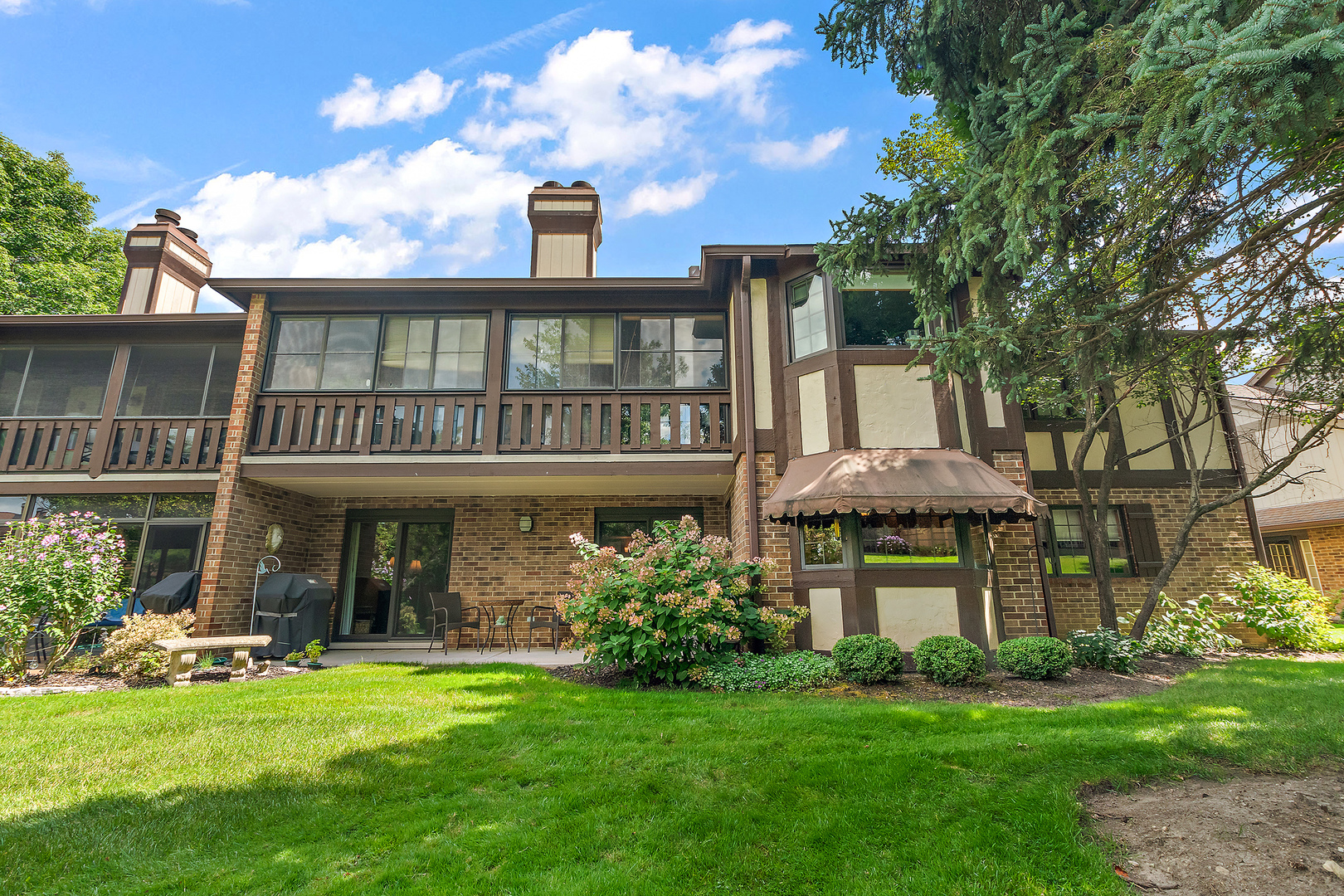 13302 S OAKVIEW Court #1FR, Palos Heights, IL 60463
