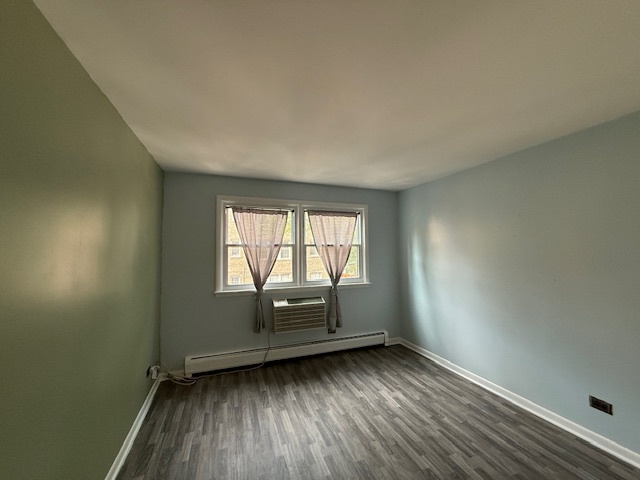 1428 W Fargo Avenue #303, Chicago, IL 60626