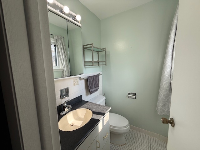 1428 W Fargo Avenue #303, Chicago, IL 60626