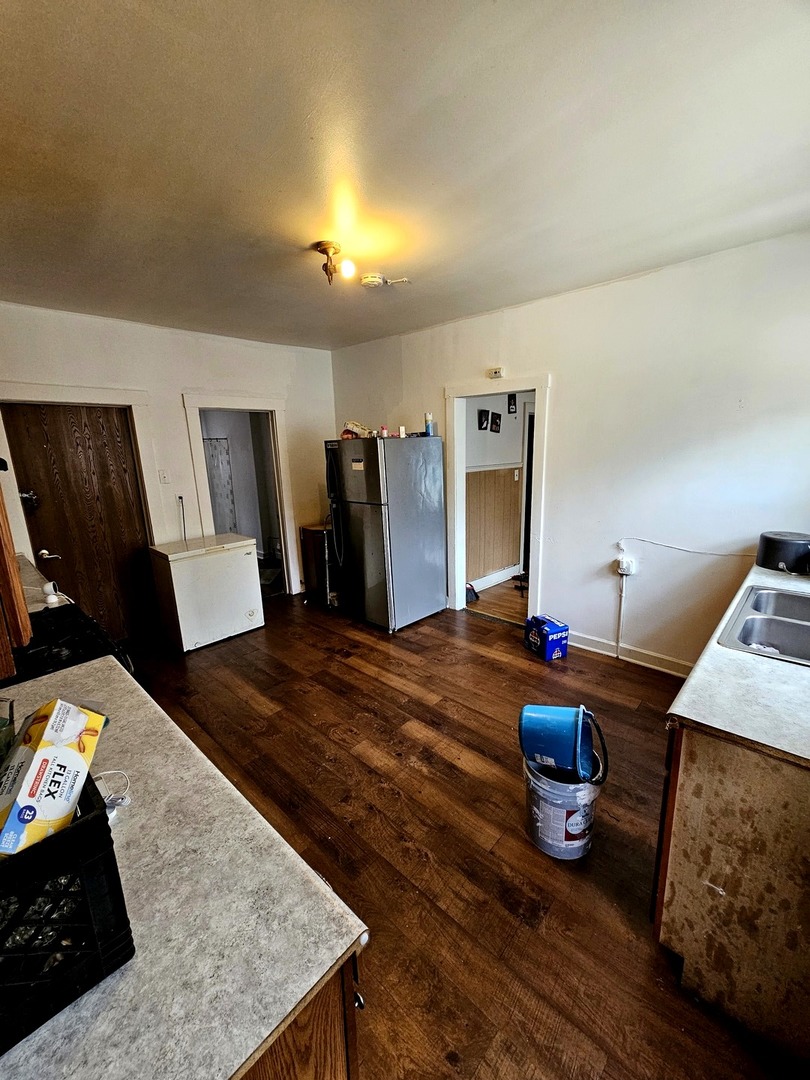 603 Wellington Avenue, Elgin, IL 60120