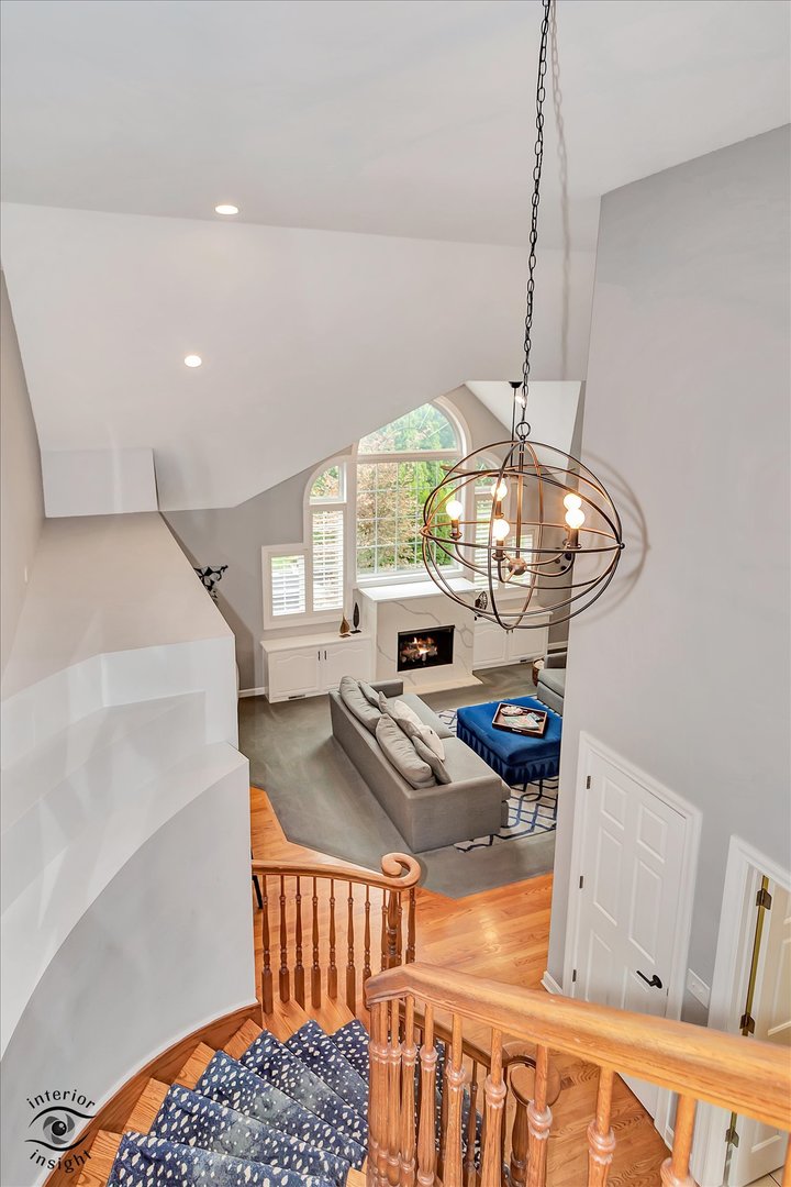 0S170 BEALER Circle, Geneva, IL 60134