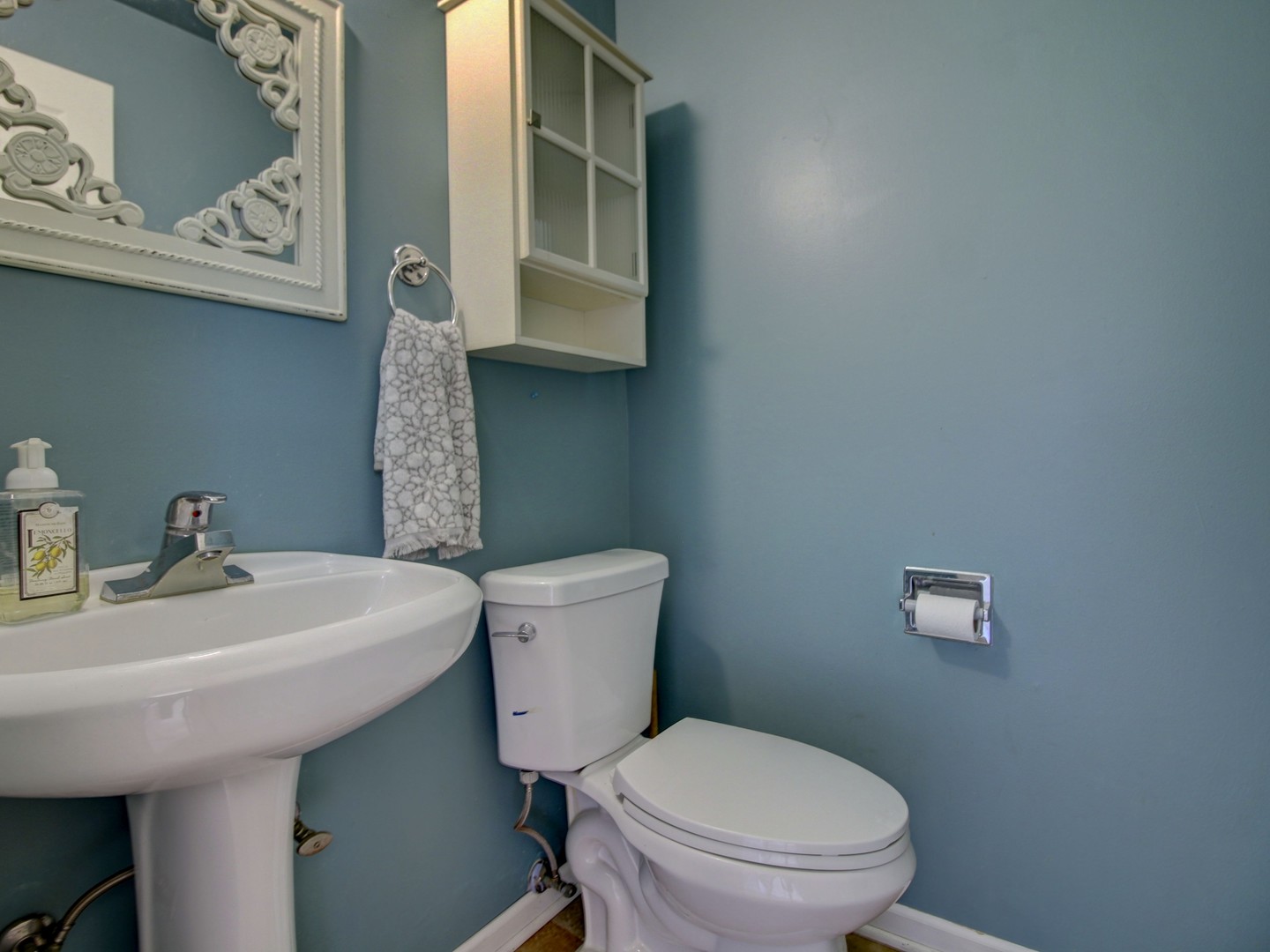 30W111 Glenhurst Court, Warrenville, IL 60555