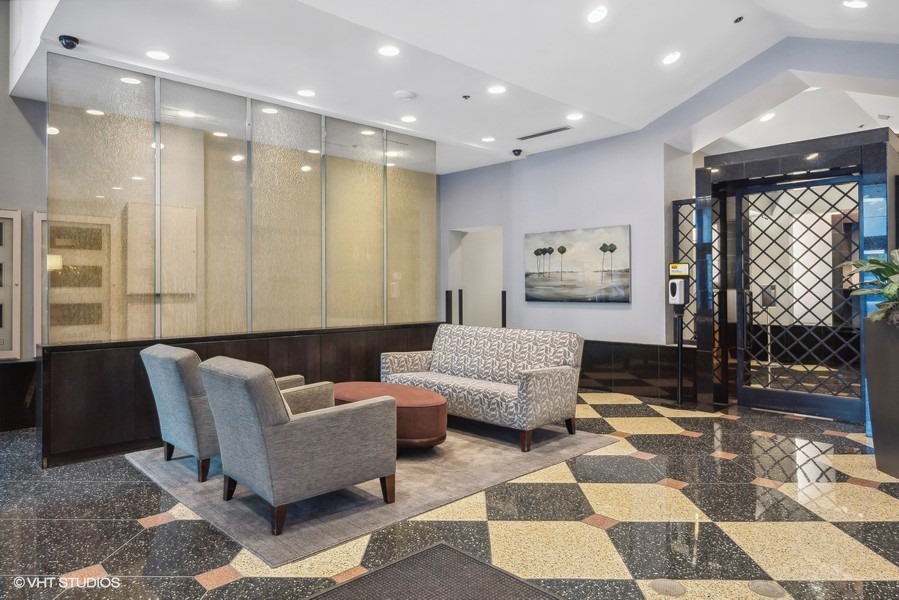 111 W Maple Street #3011, Chicago, IL 60610